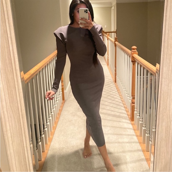Zara | Dresses | Zara Shoulder Pad Knit Dress With Open Back | Poshmark Zara | Dresses | Zara Shoulder Pad Knit Dress With Open Back | Poshmark